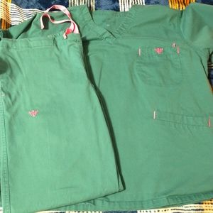 Med Couture scrub set